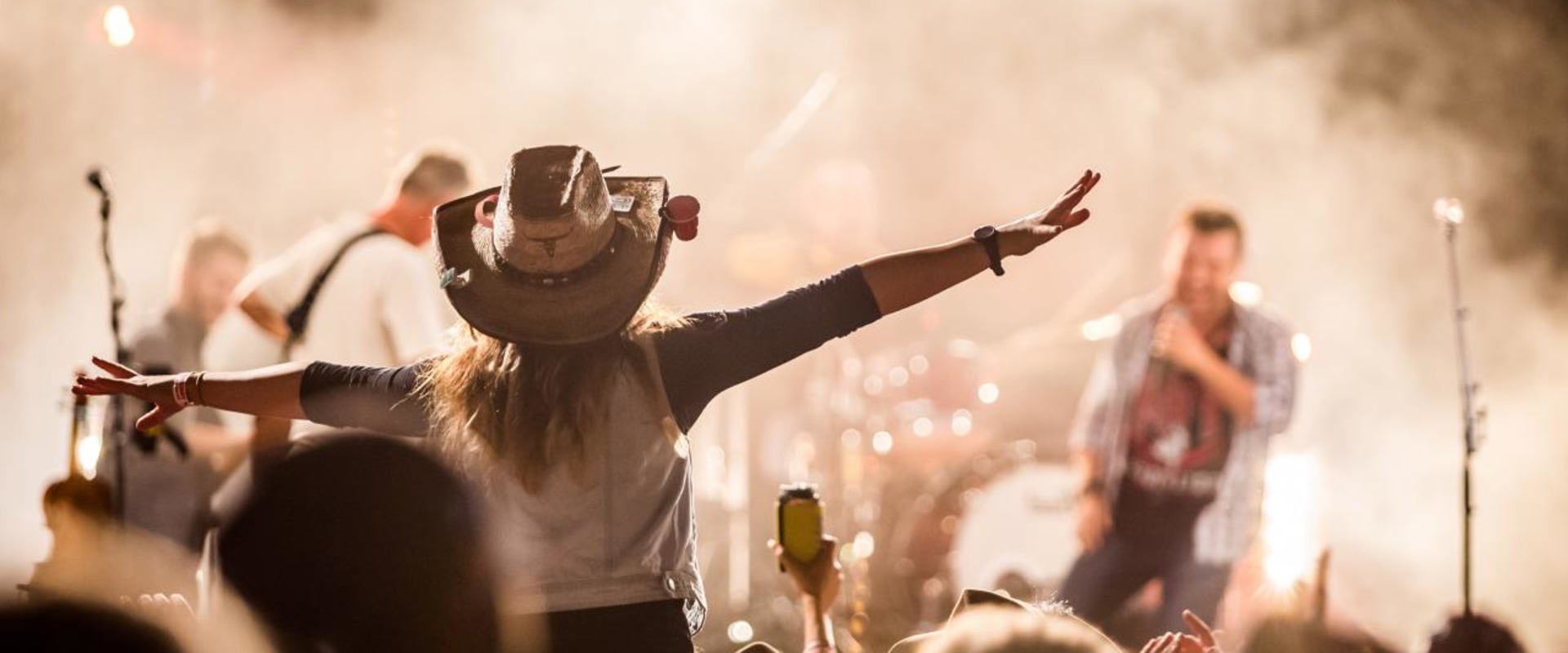 The Ultimate Guide to Concerts and Festivals: Experience the Best of Scottsdale Motorsports Events